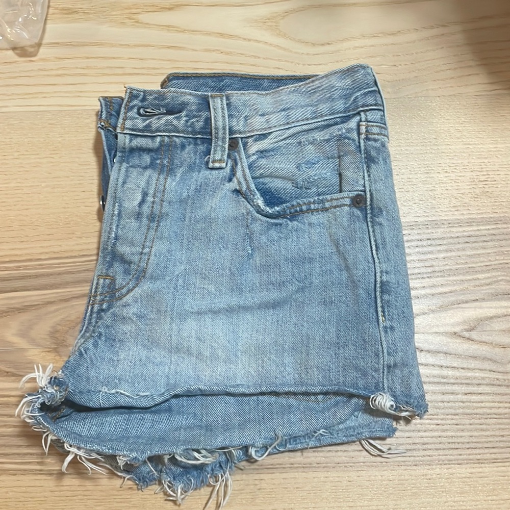 Levi 501 high Rise Jean Shorts